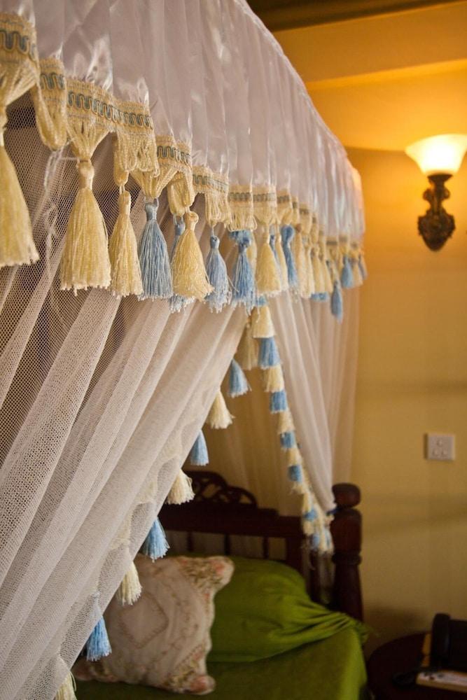 Asmini Palace Hotel Zanzibar Esterno foto